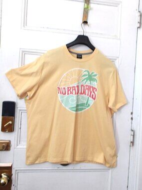 *** NO BAD DAYS *** Top XL / Tags/ Never Worn